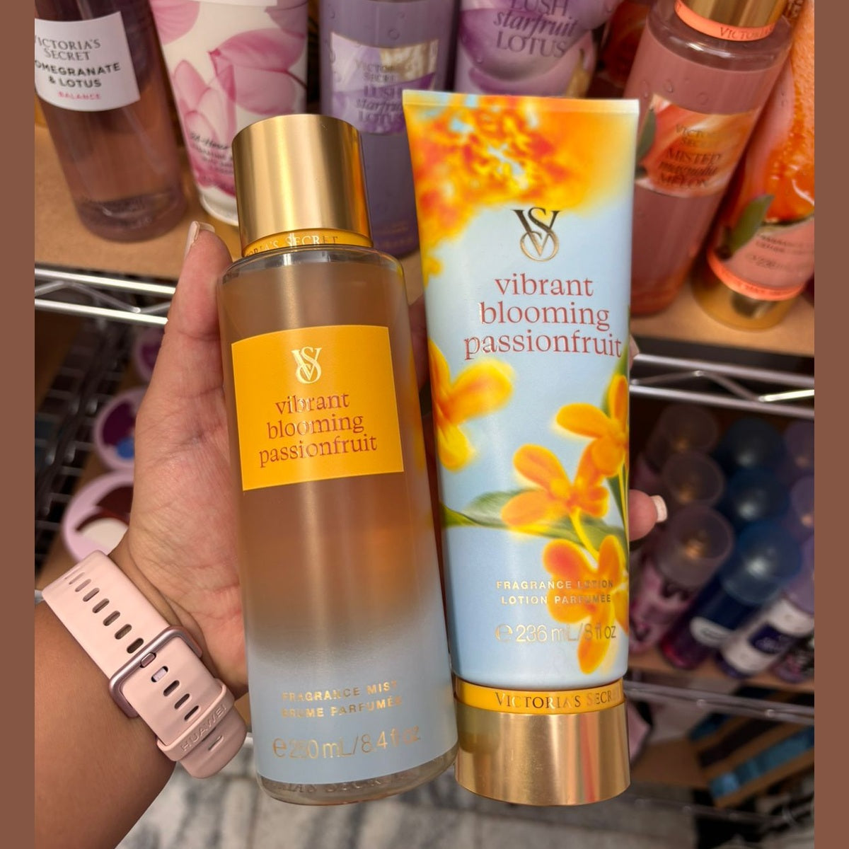 Victoria’s Secret Duo Blooming Passionfruit (Body Mist 250 ml + Crema Corporal)
