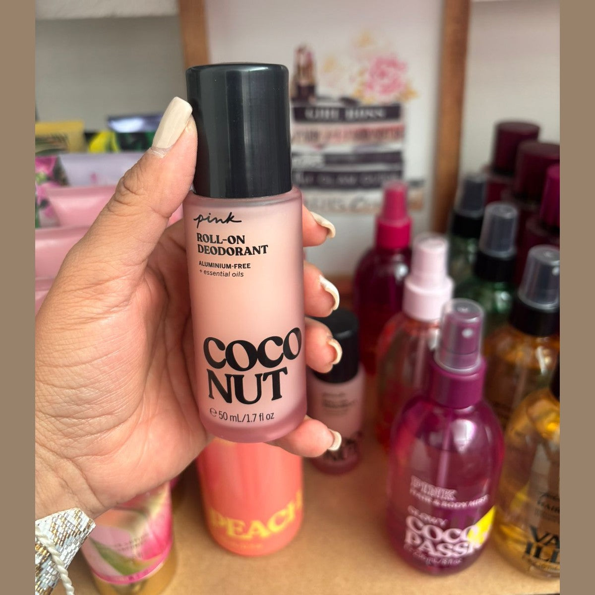 Desodorante Roll-On Coconut Milk Rose 50 ml